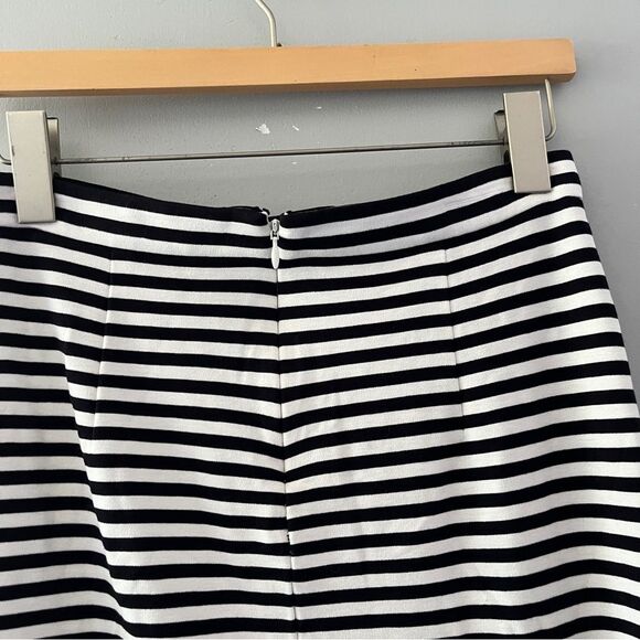 Tibi Elsa Striped Pencil Skirt Black White Slim Stretch Size 4 - Picture 4 of 9
